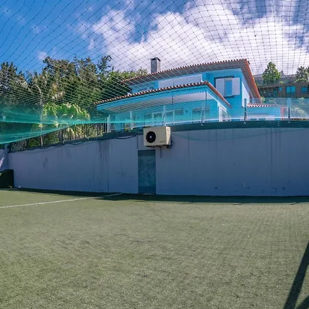 Вилла Loureiro Palace With Soccer Field